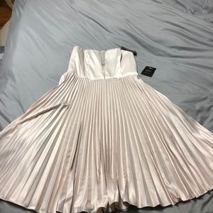 Lulus Strapless Satin Pleated Dress